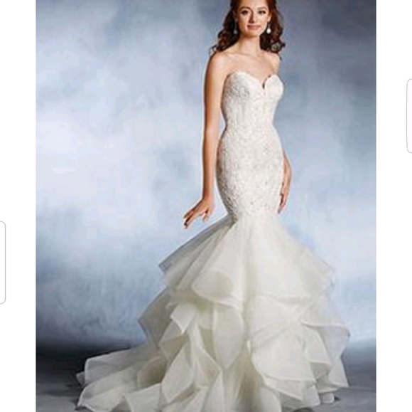 Alfred Angelo BRAND NEW never been worn dress - Picture 2 of 16